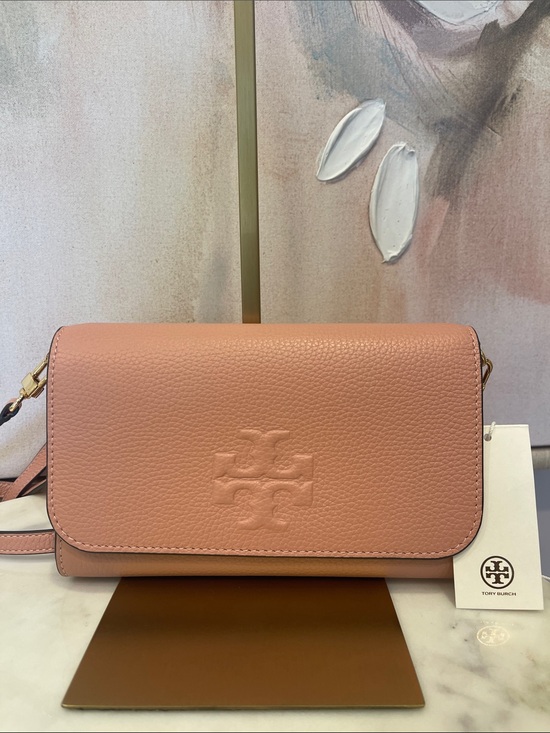 Tory Burch Handbags - NWT Tory Burch Thea Flat Wallet Crossbody in Pink